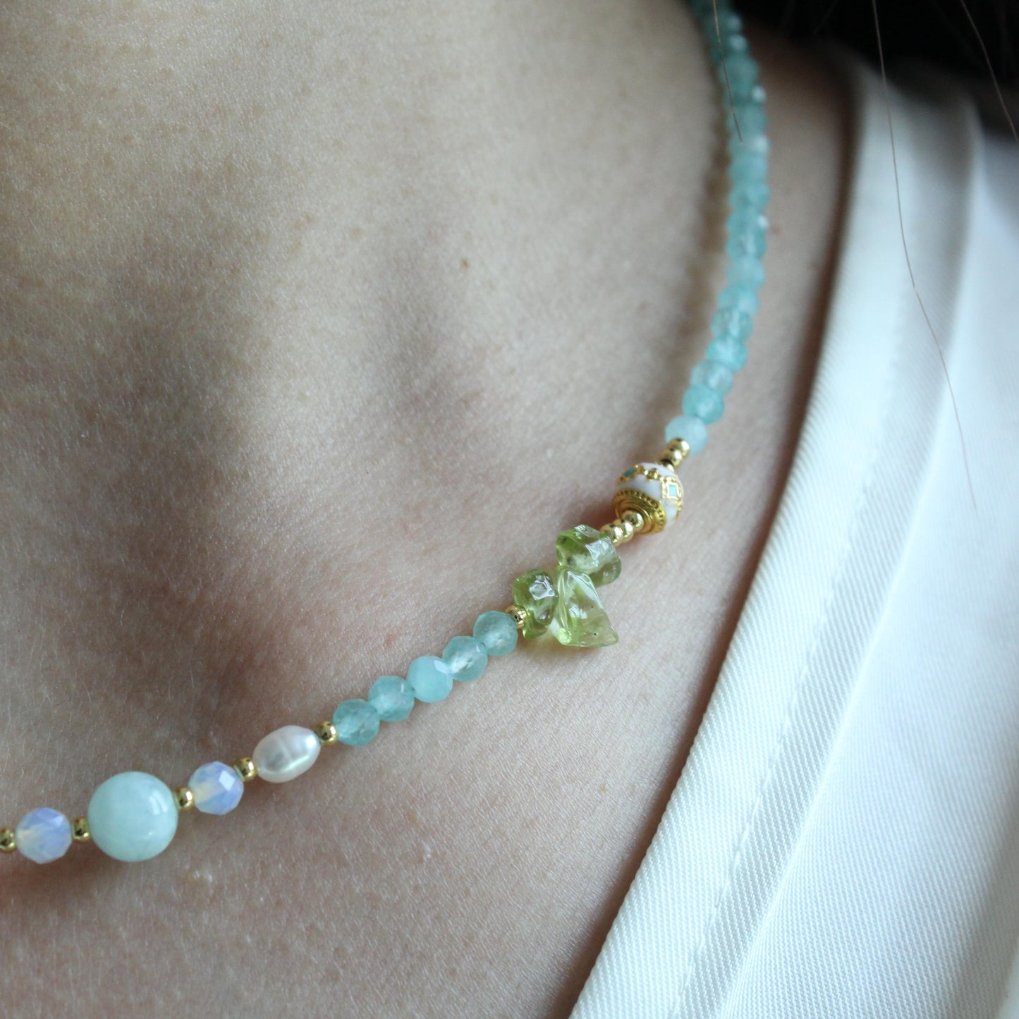 Dainty Peridot Choker Necklace, Olive Green August Birthstone Jewelry, Delicate Birth Month Necklace for Women