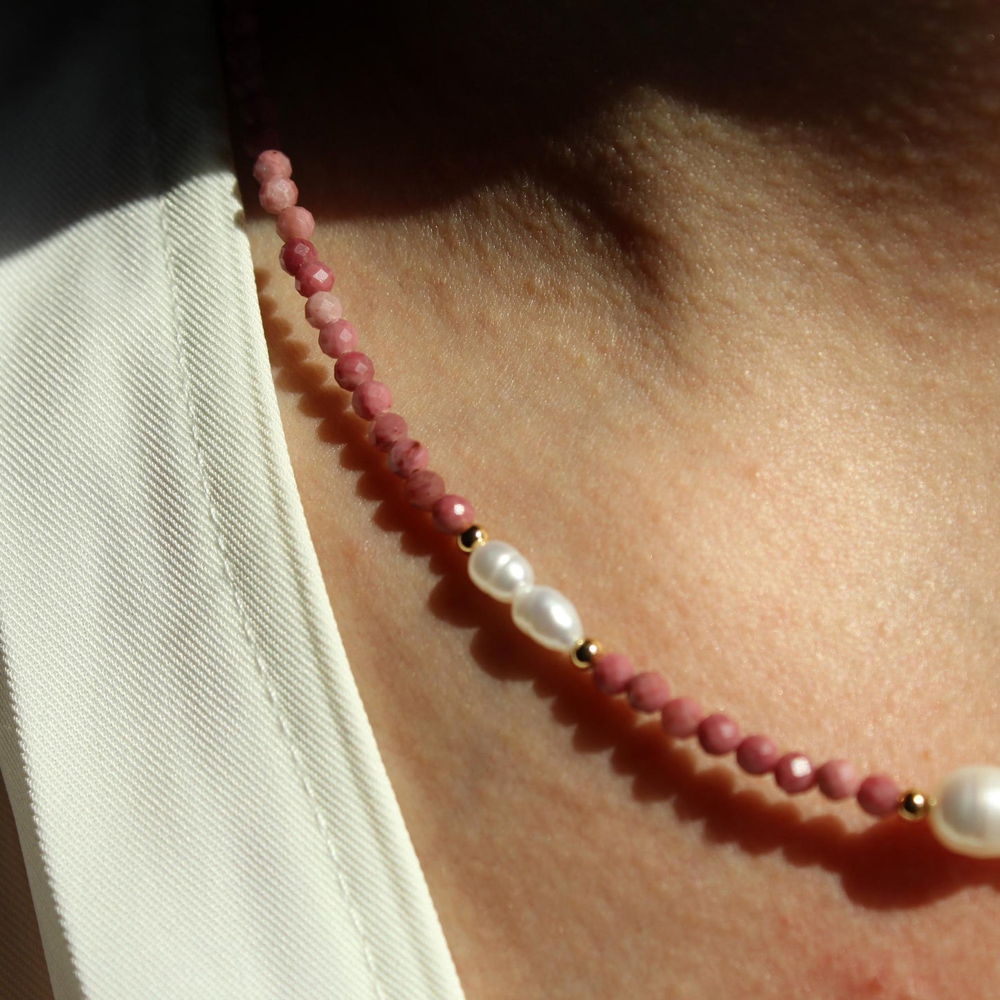 Red Jasper Pearl Necklace|Natural Gemstone Jewelry|Earth Energy & Feminine Elegance|Healing Gift for Her|Boho Crystal Necklace