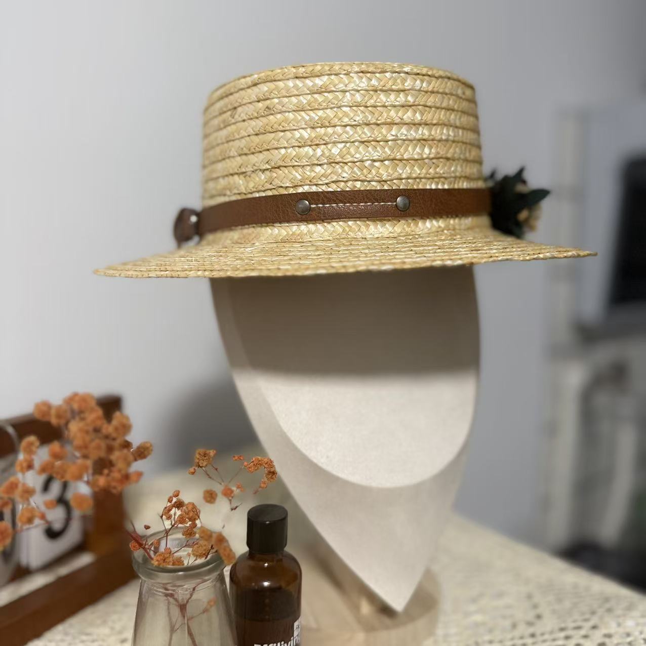 Handmade Smart Straw Hat with NFC Chip and Mini Dried Flower Bouquet | Boater Style Summer Hat