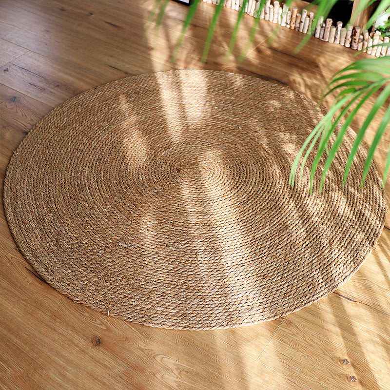 Round Rattan Cat Scratching Mat |   Natural Wood Tone Floor Rug |   Handwoven Tatami Carpet |   Bedside Bay Window Grass-Weave Mat for Cats