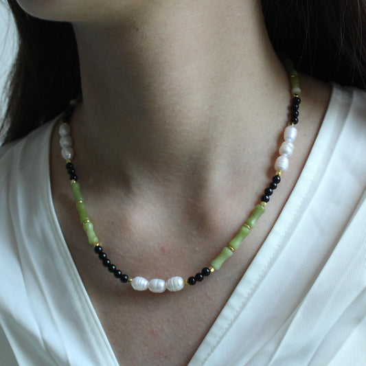 Mala Necklace with black  Agate Malachite ,Pearl necklace,Gift for Her, Yoga Healing Crystal Necklace Long Beaded Necklace