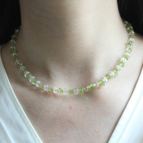 Peridot Necklace｜August Birthstone Jewelry｜Natural Green Crystal｜Healing Gift for Her｜Gold Minimalist Gemstone Necklace