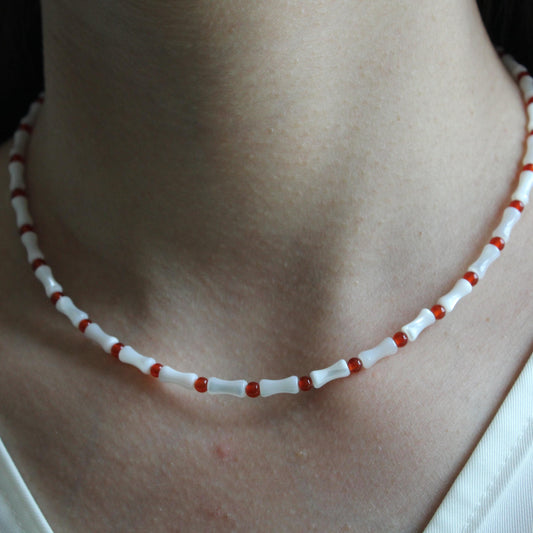 Horseshoe Snail Necklace，Red Agate Pendant Jewelry，Natural Gemstone Necklace，Handmade Gift，Natural Stone Unisex Beaded Necklace